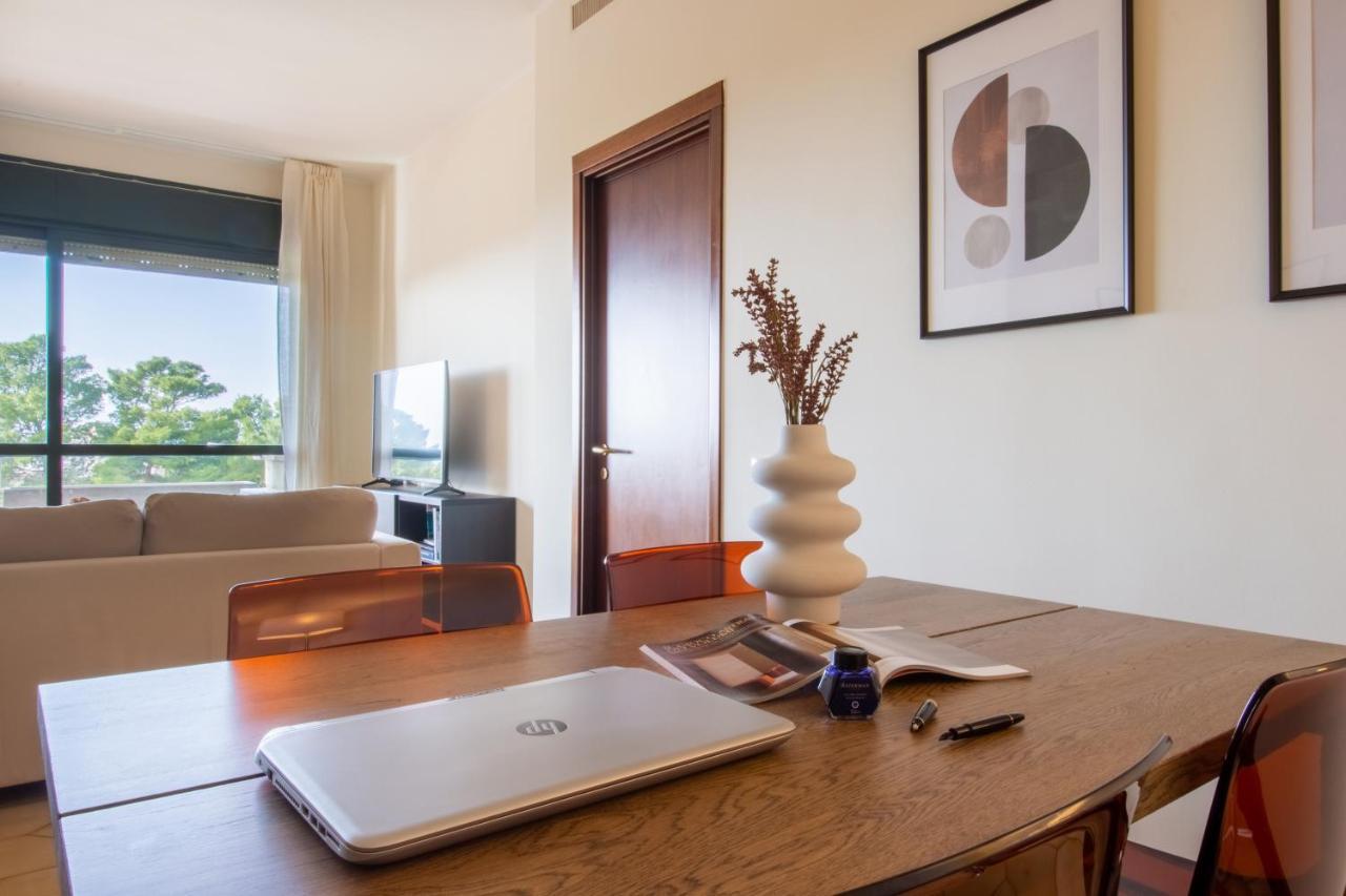 Colle Bonaria Apartment Cagliari Bagian luar foto